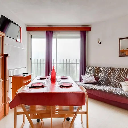 Pour 4 Pers Avec Tv, Parking, Animaux Admis, Proche Station De - Fr-1-403-72 *